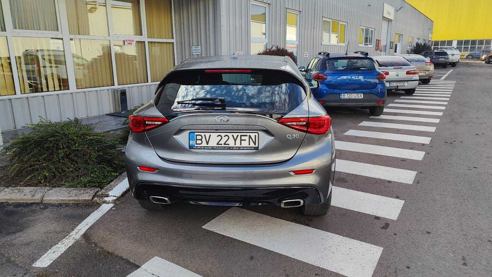 Masina Infiniti Q30, 63000 km, GLA