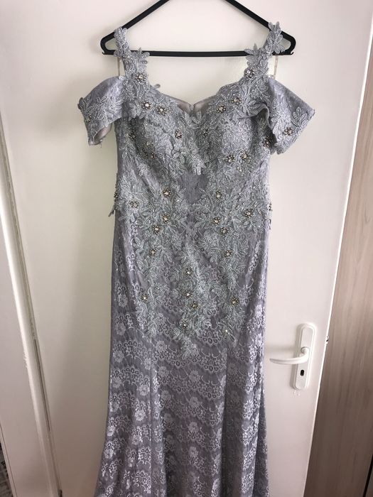 Официална рокля ХL/42