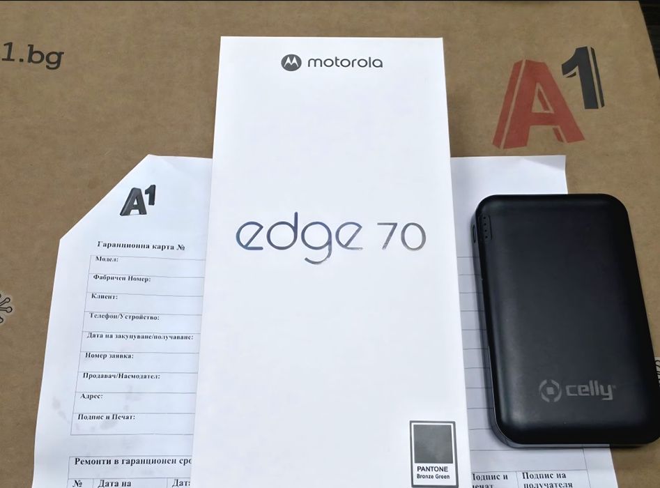 ЗАПЕЧАТАН 512GB Motorola Edge 70 5G Гаранция A1 2028г. Bronze Green
