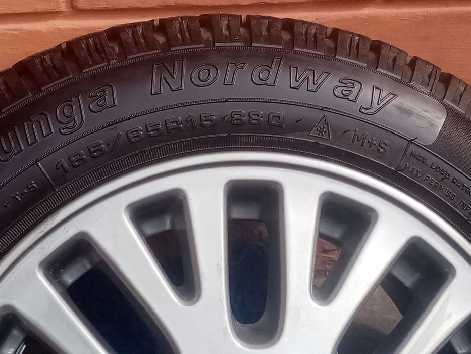 Диски с резиной на 15