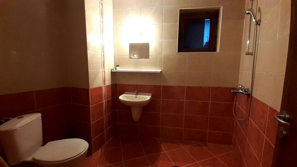 Продава се Тристаен апартамент в Варна, м-т Траката - 95 кв.м за 1074 €/кв.м - Снимка #3