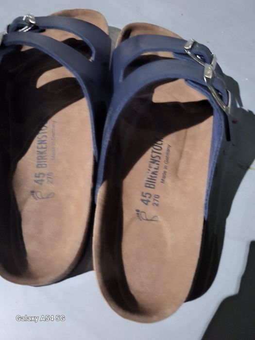 Продаю тапочки.  турция