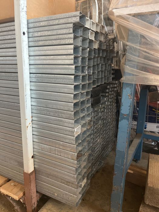 Canalis 220 si 380 w