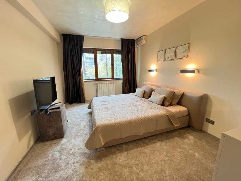 Дава се под наем Тристаен апартамент в София, Витоша - 135 кв.м за 1096.5 € - Снимка #7