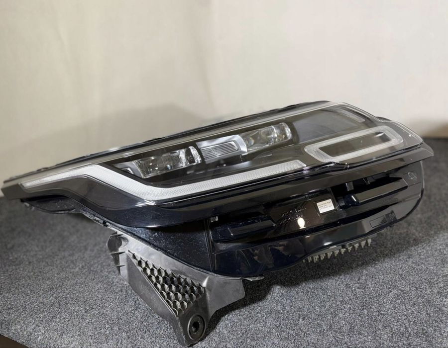 RANGE ROVER VELAR Ful Led L13 ляв и десен фар Рейндж ровер Велар L560 фул лед