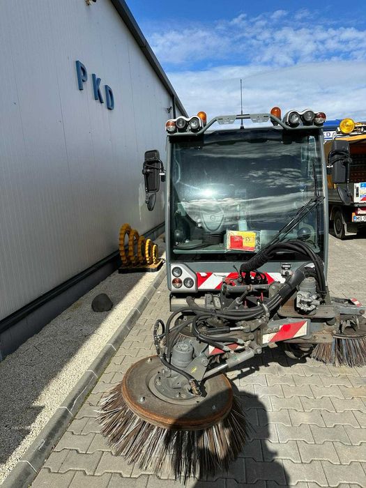 Măturătoare CITY CAT 2020 XL / Kupper Weisser