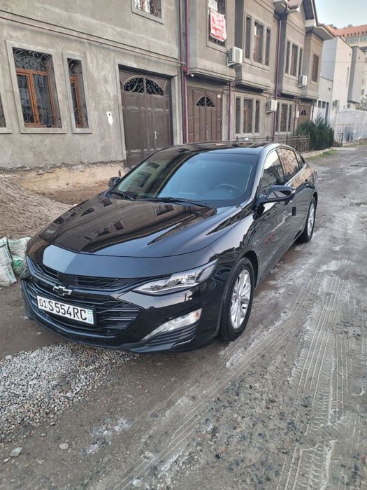 Malibu 2 XL sotiladi srochna