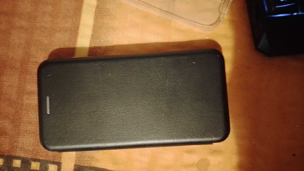 Telefon Huawei P Smart liber de retea 4g , 32gb 3gb ram in stare perfecta cu husa noua