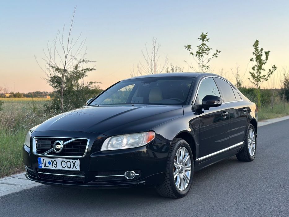 VOLVO S80