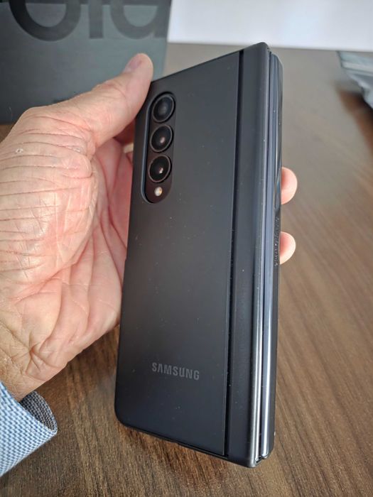 Samsung Galaxy Z Fold4 512GB - Stare excelenta