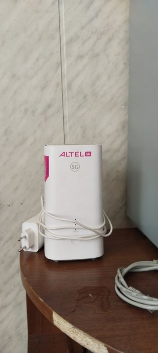 Продам роутер Алтел 5Gс номером