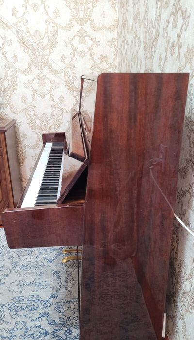 Продается пианина,