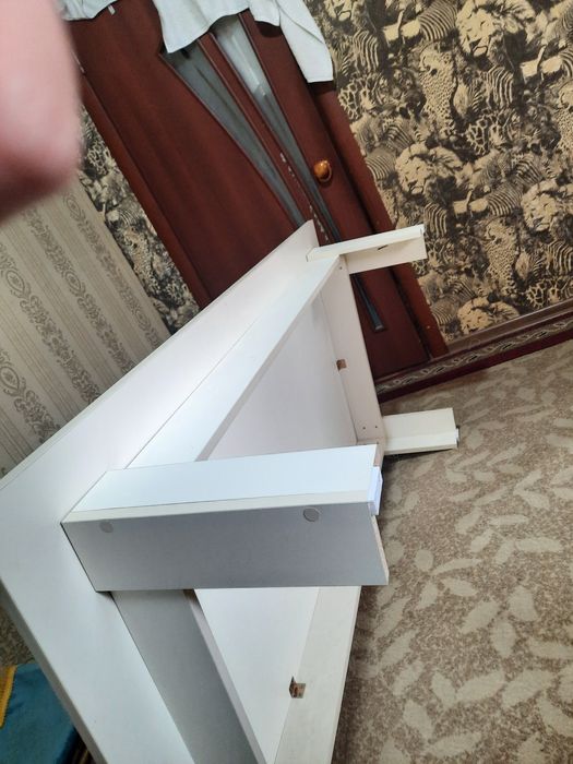 Стол \ орындық \ как новый
