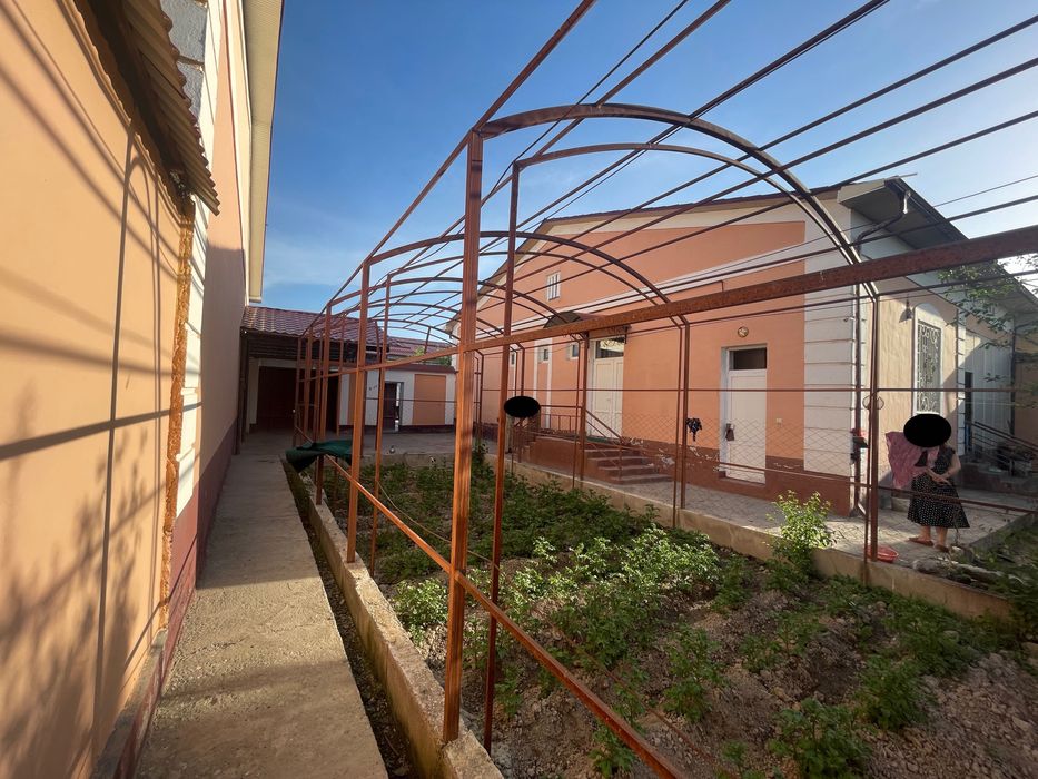 Kotej sotiladi  (Zangi kateji) - Shahrisabz, 4 xona / 6 sotix