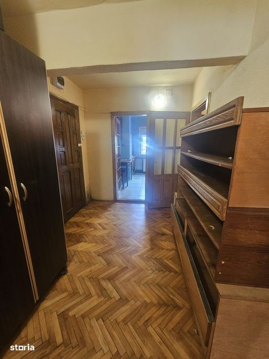 Apartament 3 camere decomandat - centrala termica !!
