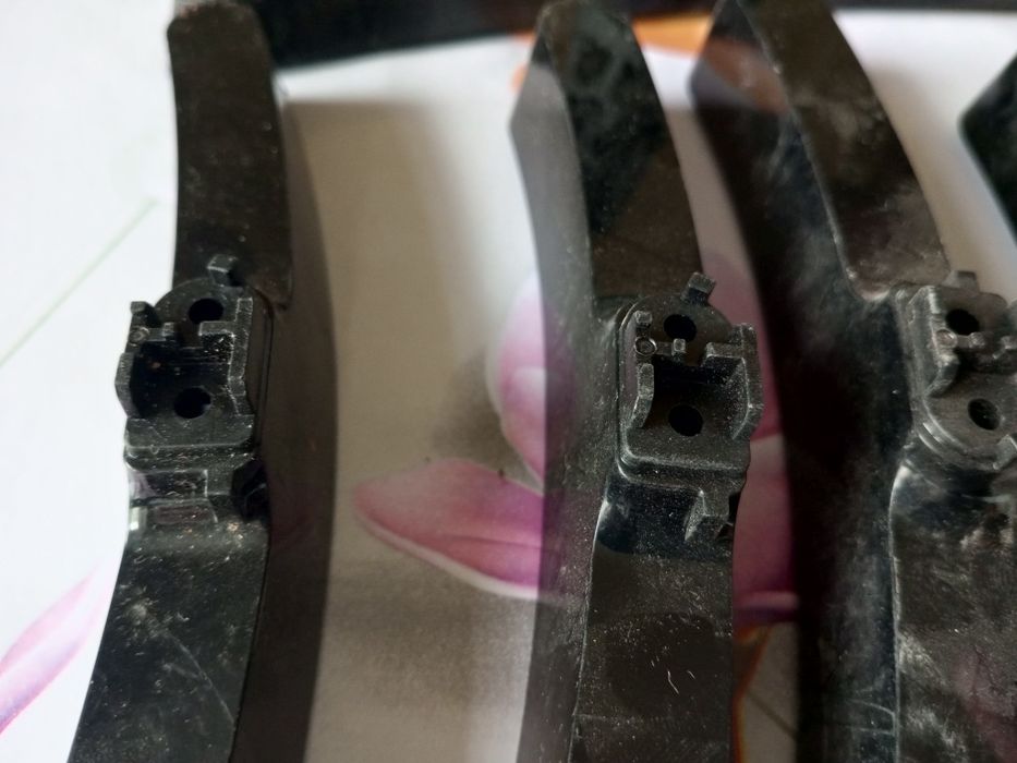 Продам подставки для мониторов .и тел.