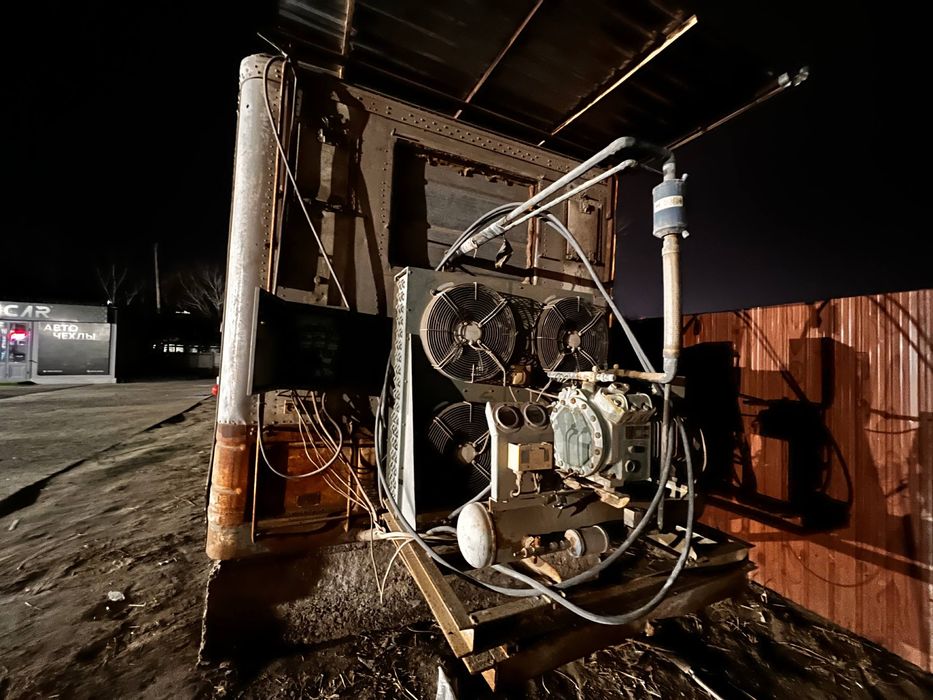 Заводской сендвич панелли музлатгич кантейнер сотилади