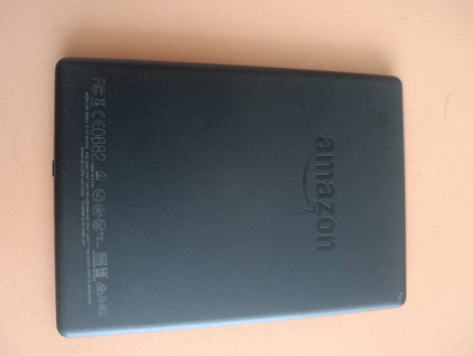 Amazon Kindle (8th Generation) 4GB