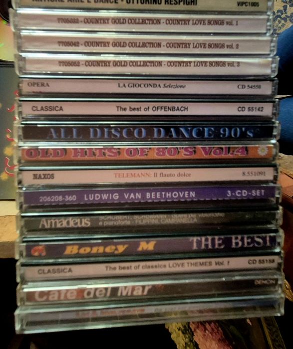 CD-uri - 45 bucăți