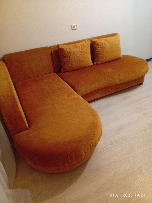 Продам угловой диван