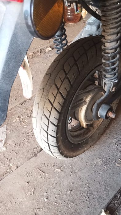 Продам два скутера на запчасти