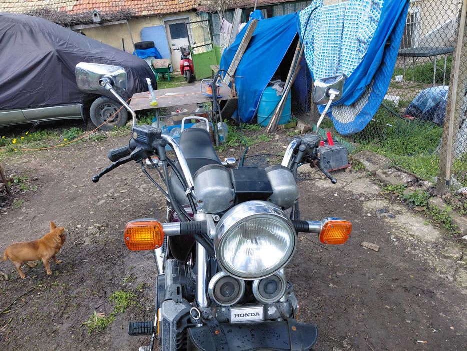 Продавам хонда magna 750