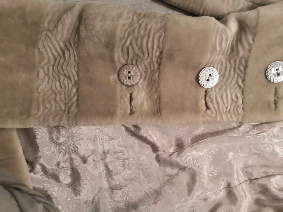 Шуба мутоновая серая