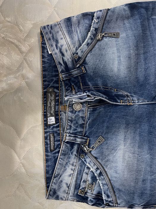 Дамски поли и дънки