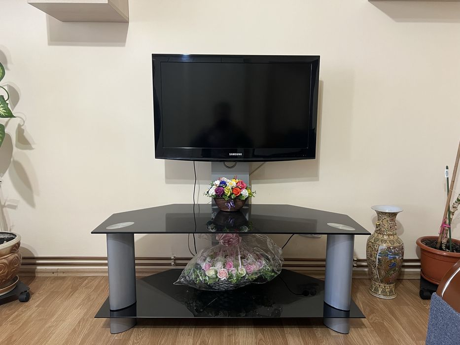 Masa cu stand pt TV