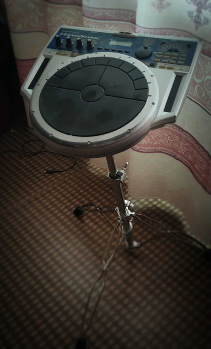 Электронная перкуссия Roland Hand Sonic