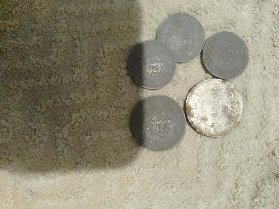 Monede vechi de vânzare