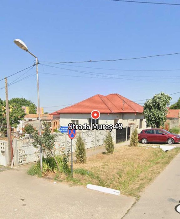 Casa cu teren de vânzare