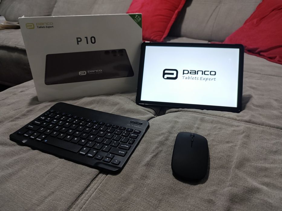 Vând tableta Panco P10, ROM: 1 TB, RAM: 16GB, Cu tastatura și Mouse