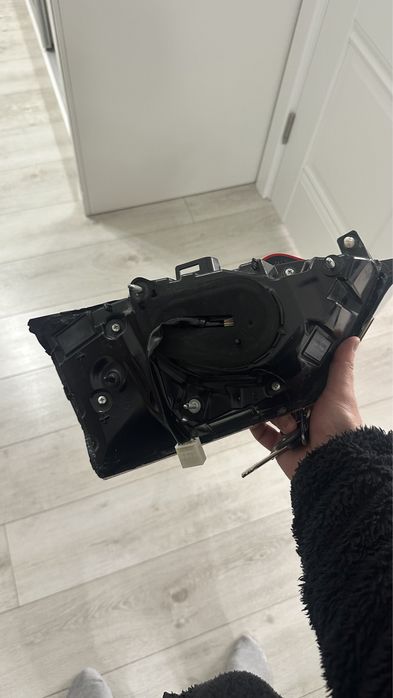 Lexus RX200 t фонарь багажника