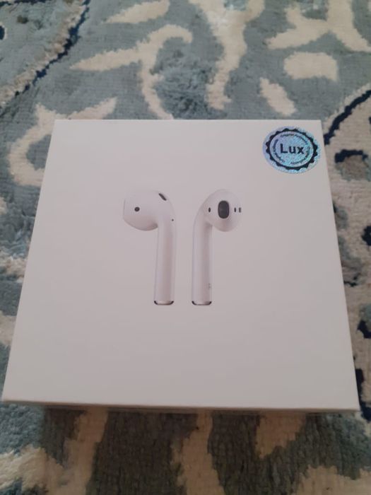 Беспроводной наушник