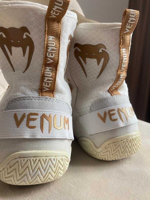 Încălțăminte de box Venum Elite Boxing white/gold