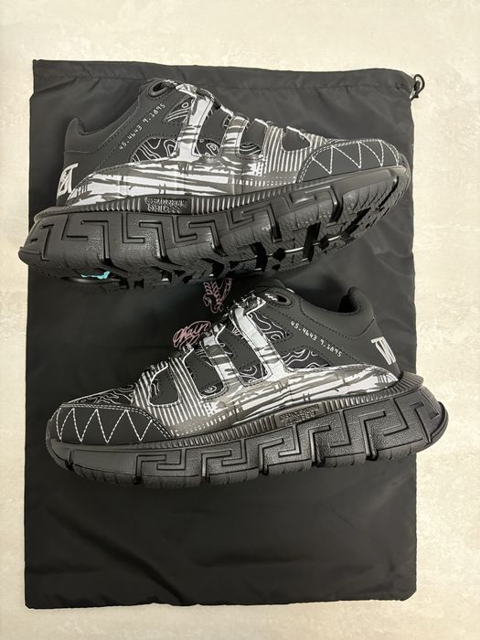 Versace Trigreca