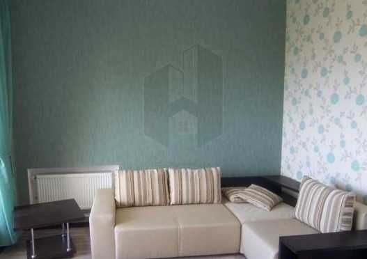 Дава се под наем Едностаен апартамент в Пловдив, Старият град - 45 кв.м за 214.2 € - Снимка #1