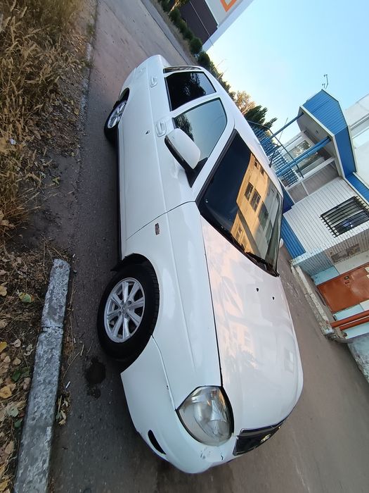 Продам приору-2    .