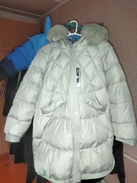 пуховик новый 46 размер