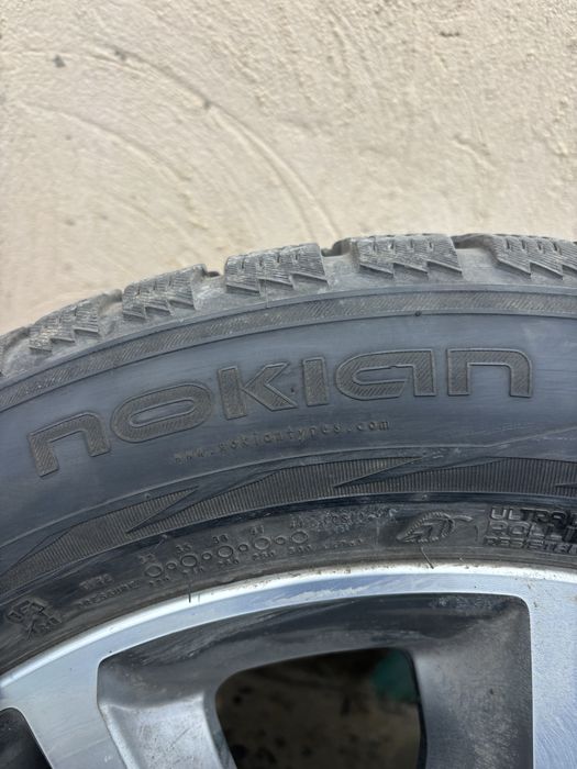 Продам резину 255/50/19