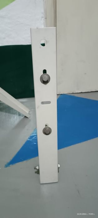 Продавам стойки за климатик