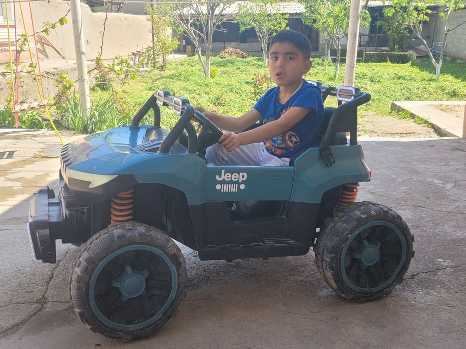 Детский электромобил Состояние хорошый