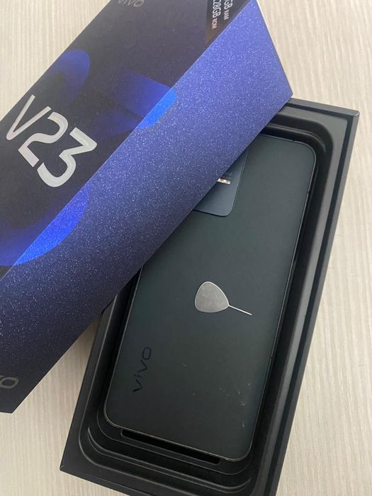 Смартфон Vivo V23 5G 128GB Stardust Black