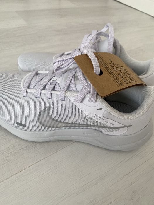 Vand adidasi Nike 38