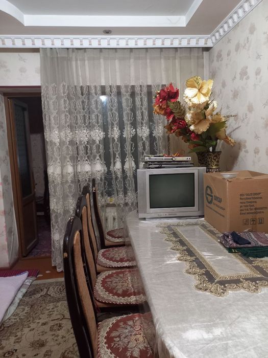 Юнусобод 17 да квартира бор. Студентларга еки ишлийдиган йигитларга.