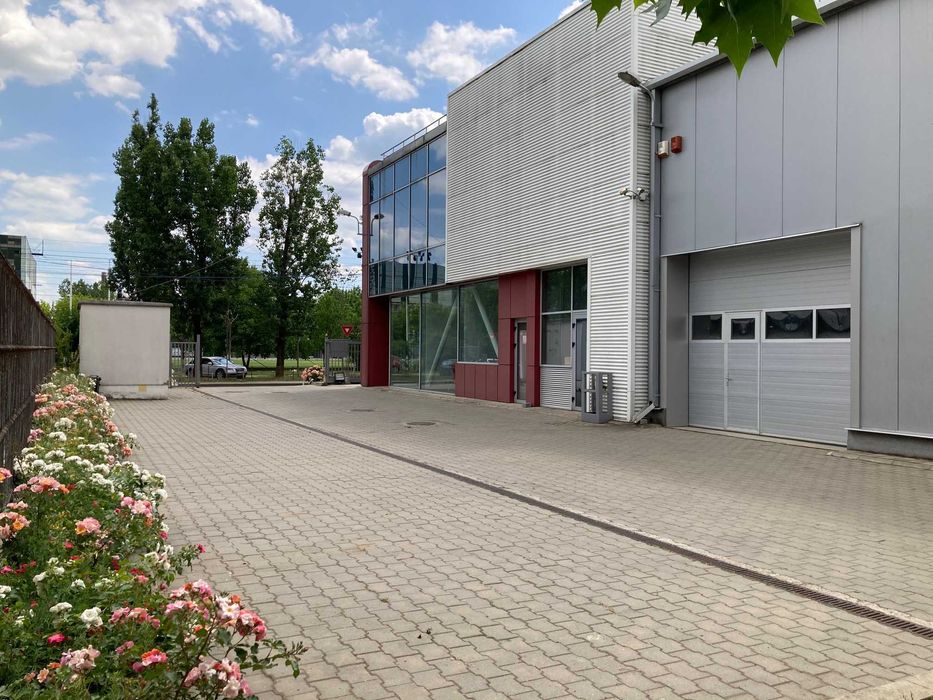 Birouri + depozit, 1532 mp utili, aut. ISU, 2001 mp teren, proprietar