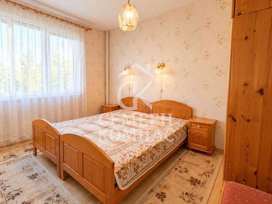 Продава се Тристаен апартамент в Пловдив, Младежки Хълм - 107 кв.м за 2141 €/кв.м - Снимка #7