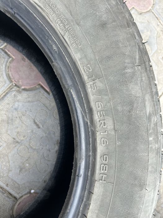 Продам шины на 215*65 R16 2 штуки