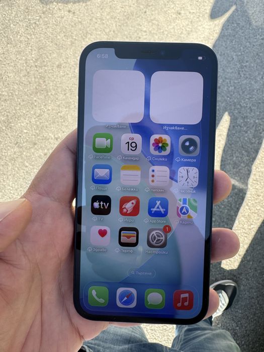 iPhone 12 128GB 85% батерия Много добро състояние.